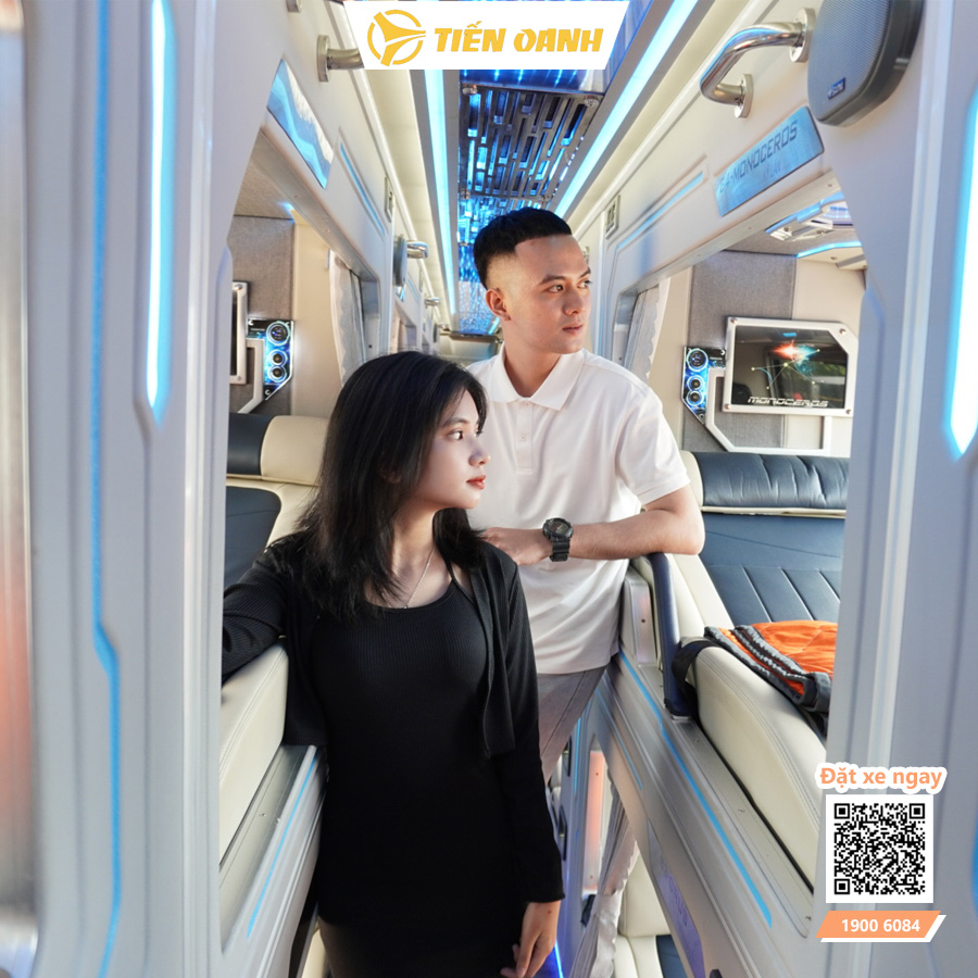 Xe Limousine Tiến Oanh được trang bị đầy đủ tiện ích